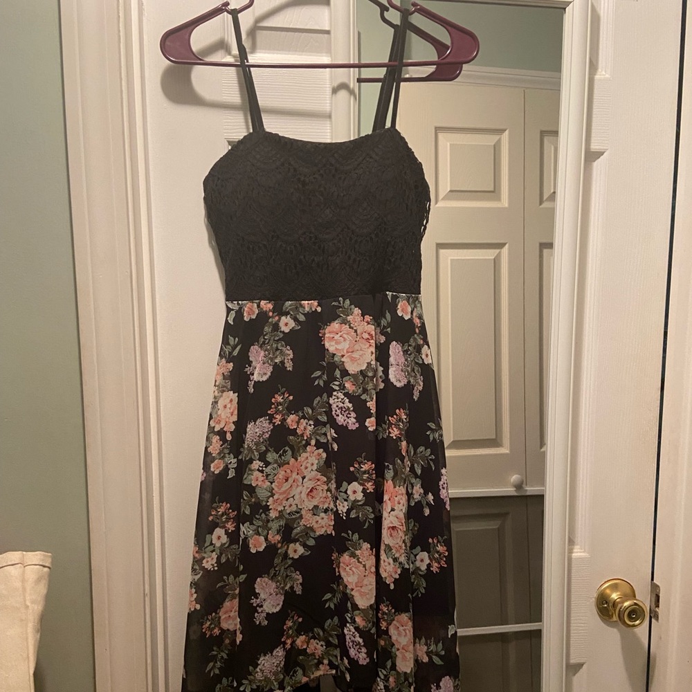 🖤🌺BLACK FLORAL DRESS🌺🖤